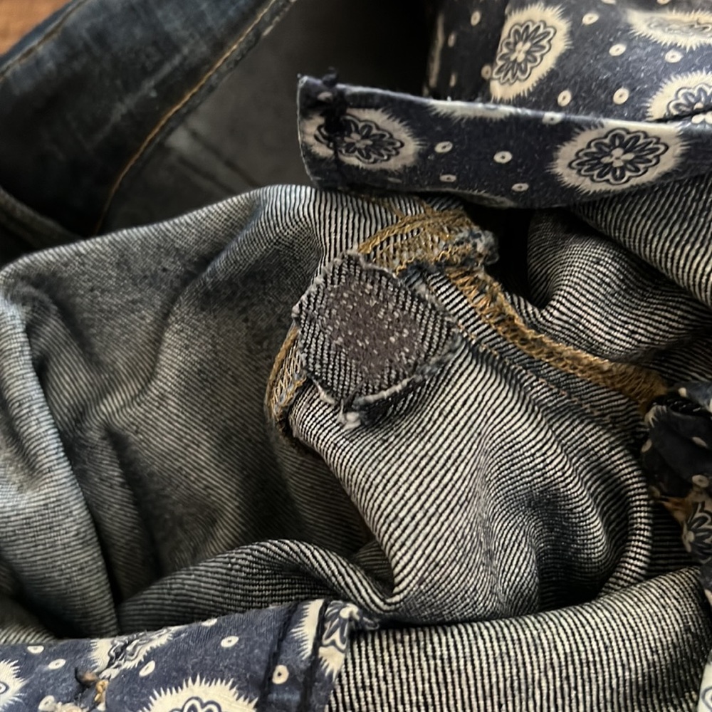 Paige Hidden Hills Jeans - Picture 11 of 12